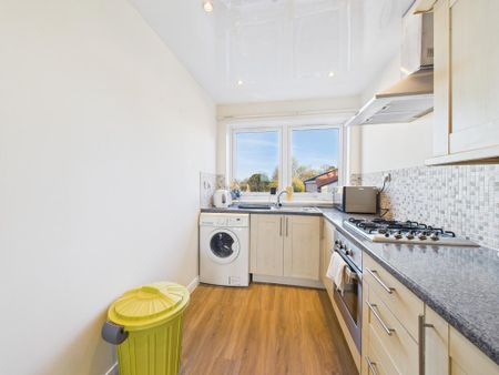 1 bedroom flat to rent - Photo 5