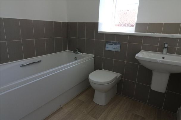 2 bedroom semi-detached house to rent - Photo 1