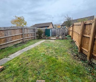 2 bedroom semi-detached house to rent - Photo 6