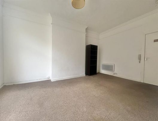 Apartment Available Arranging tenancy - Photo 1