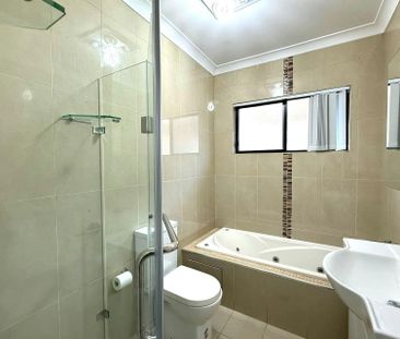 NEWLY RENOVATED FAMILY HOME - Photo 4