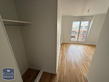 Location Appartement 4 pièces 86m² PUTEAUX 92800 - Photo 2