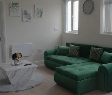 1 bedroom flat to rent - Photo 2