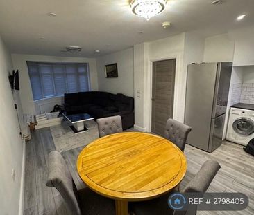 3 bedroom terraced house to rent - Photo 3