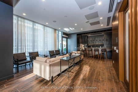 For Lease - 70 Annie Craig Drive Unit# 608, Toronto, Ontario - Photo 5