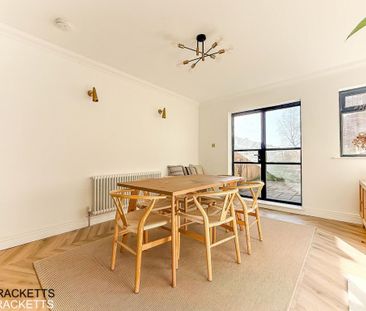 3 bedroom property to rent - Photo 3