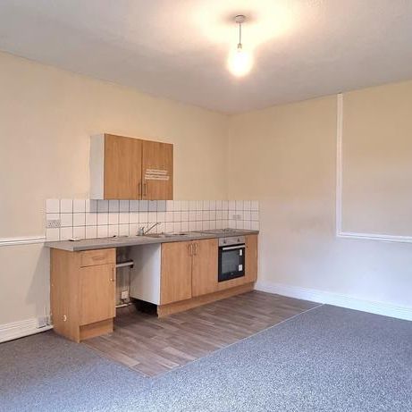 1 bedroom ground floor flat to rent - Photo 1