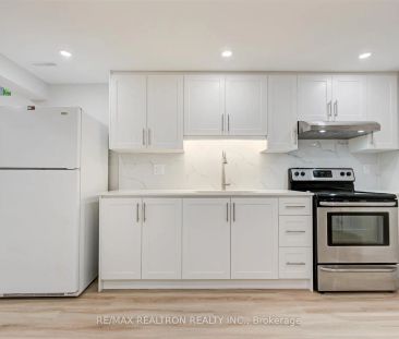 12 Randall Avenue #Lower - Photo 2