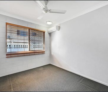 Stones throw to Stockland - Photo 4