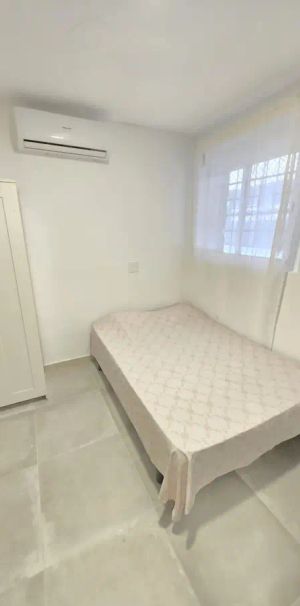 Studio apartment for rent in Latina, Madrid - Photo 1
