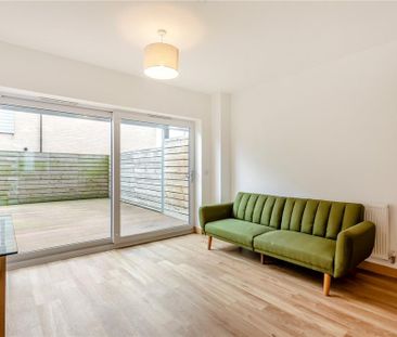 2 bedroom duplex to rent - Photo 2