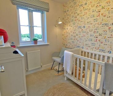 3 bedroom end of terrace house to rent - Photo 6