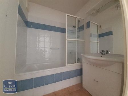 Location Appartement 2 pièces 47m² NIMES 30000 - Photo 5