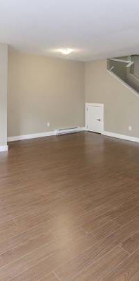 Wonderful 2 Bed / 1.5 Bath PET FRIENDLY Townhouse Avail Now - Photo 1