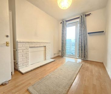 Room in a Shared Flat, Westerham, NW1 - Photo 1