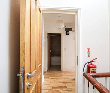 Apt 10, 21 Hyde Terrace - Photo 2