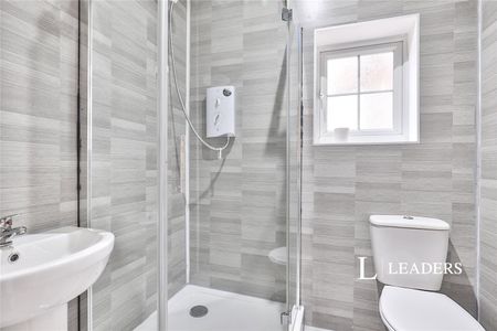 1 bedroom house to rent Blandford Road, Poole, Dorset, BH15 - Photo 3