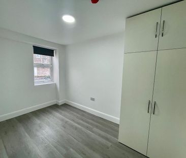 5 bedroom terraced house to rent - Photo 5