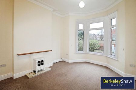 2 bedroom semi-detached house to rent - Photo 2