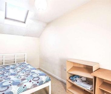 Aveley House, Iliffe Close, Reading, Berkshire, RG1 - Photo 3