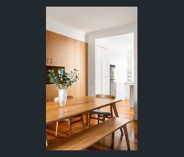 Timeless South Yarra Elegance - Photo 2