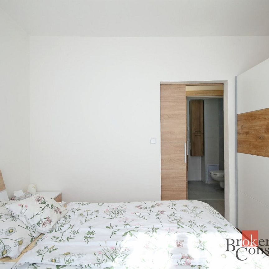 Pronájem bytu 2+kk 48 m² - Photo 1