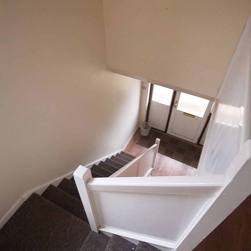 4 Bedroom House To Rent in Moordown - £1,860 pcm Tenancy Info - Photo 1