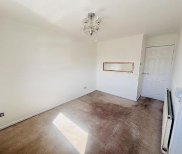 2 bedroom property to rent - Photo 3