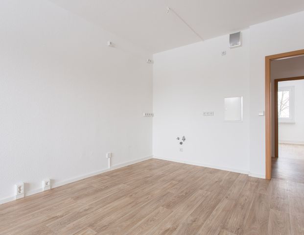 Frisch renoviert - 4-Raum Wohnung in toller Lage - Photo 1