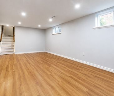 For Lease - 723 Hyde Road, Burlington, Ontario - Photo 6