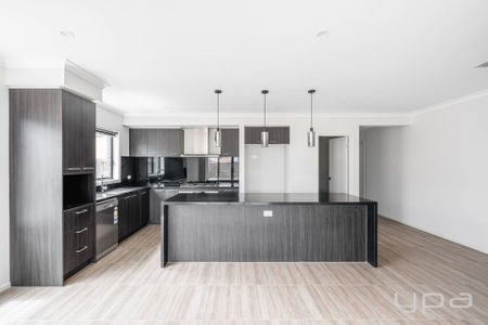 Modern Living Meets Home Sweet Home - Photo 2