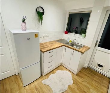 Room in a Shared House, Vassall Road, BS16 - Photo 6