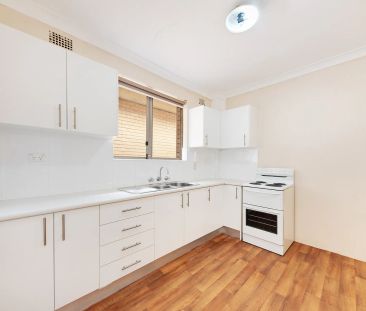 7/10-12 Fleet Street, North Parramatta. - Photo 3