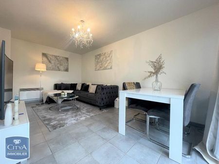 Location Appartement 2 pièces 42m² CHATEAURENARD 13160 - Photo 2