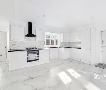 Greenacres, Fobbing, SS17 - Photo 5