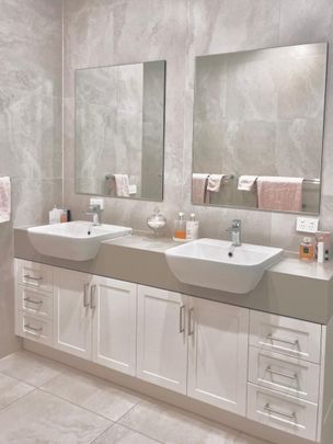 Sophisticated Contemporary Living in a Prestigious Glen Iris Locale - Photo 1