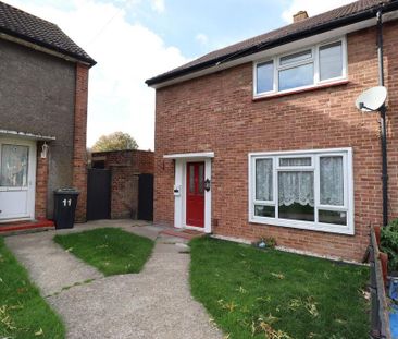 3 bedroom end of terrace house to rent - Photo 3