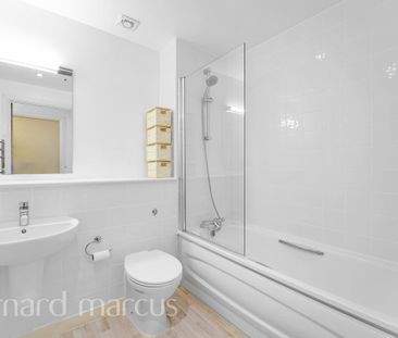 Lewin Terrace, Bedfont - Photo 4