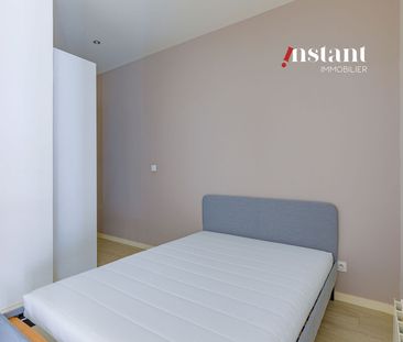 Métro Valmy T2, - Photo 1