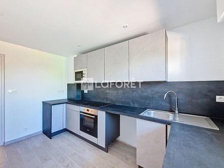 Apartment - Photo 2