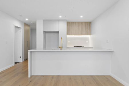 Contemporary Two-Bedroom Apartment – Steps to Metro - Photo 2