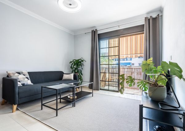 ¡Oportunidad Única! Fantástico Piso Reformado en el Corazón de Adeje – 0067-04588