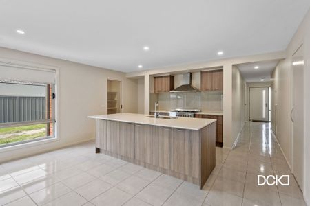 36 Abbey Close Eaglehawk VIC - Photo 3