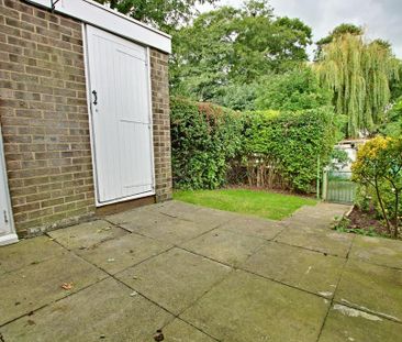 2 bedroom end of terrace house to rent - Photo 5