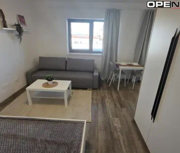 Podnájem nového velmi pěkného zařízeného cihlového bytu 1+kk nedale... - Fotografie 1