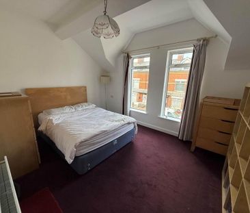 2 Dromore Street, Cregagh, Belfast, BT6 8PF - Photo 4