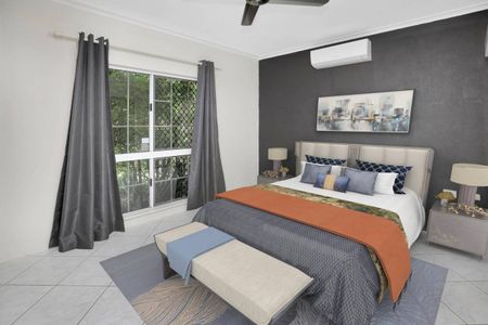 Spacious 3-Bedroom Home with Pool and Patio Bliss - Photo 4