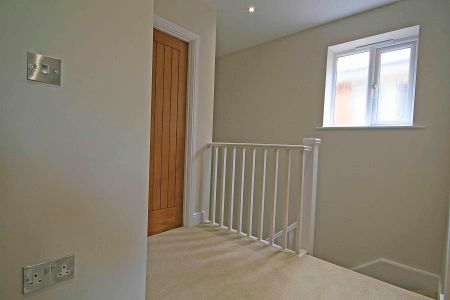 Woodham Lane, New Haw, Surrey, KT15 - Photo 3