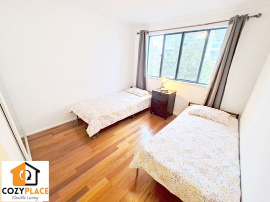 East Brisbane - Photo 1