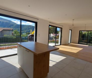 Angon, spacieux appartement à Louer . Vue Lac, 122m² avec jardin, A... - Photo 1